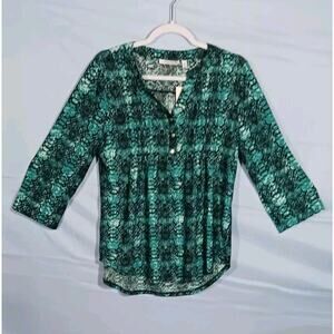 Notations Women's Medium 3/4 Roll Tab Sleeve Green Shirt Top Blouse NWT